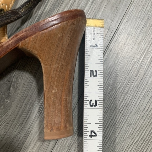 Maneesilp Handmade Deep Brown Leather Wood Heel Sandals with Gold Details - Picture 10 of 12